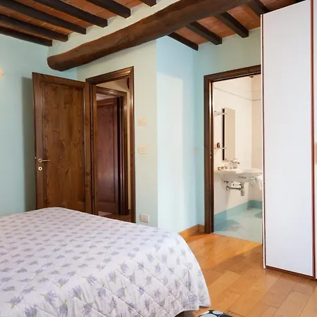 Olivi Farm stay *