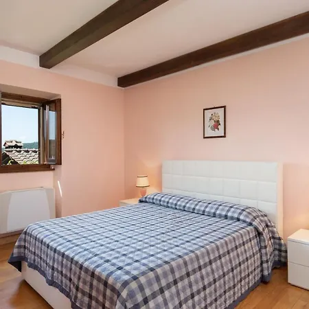 Olivi Farm stay *